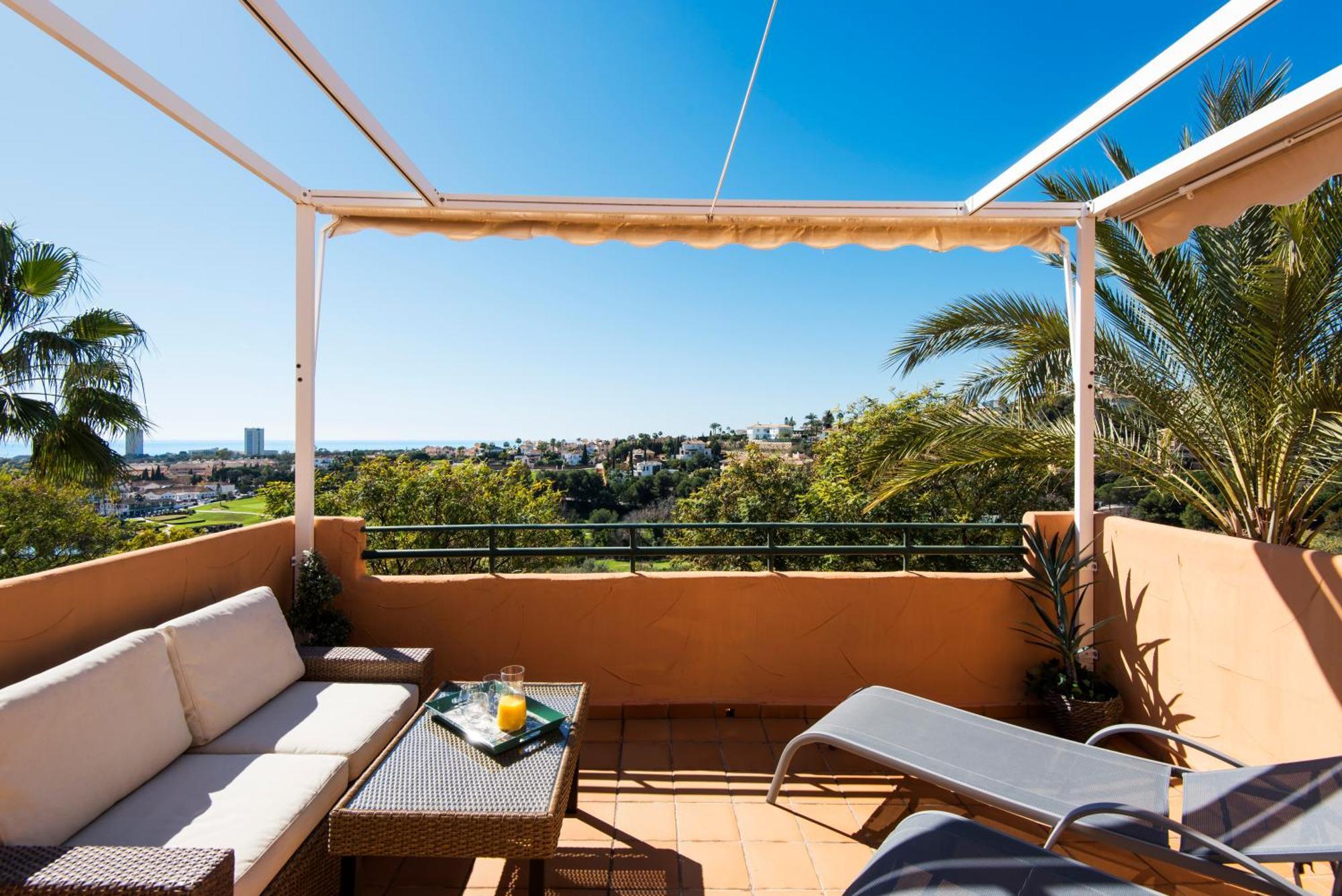 Rentandhomes Penthouse Elviria Golf Марбеля Екстериор снимка