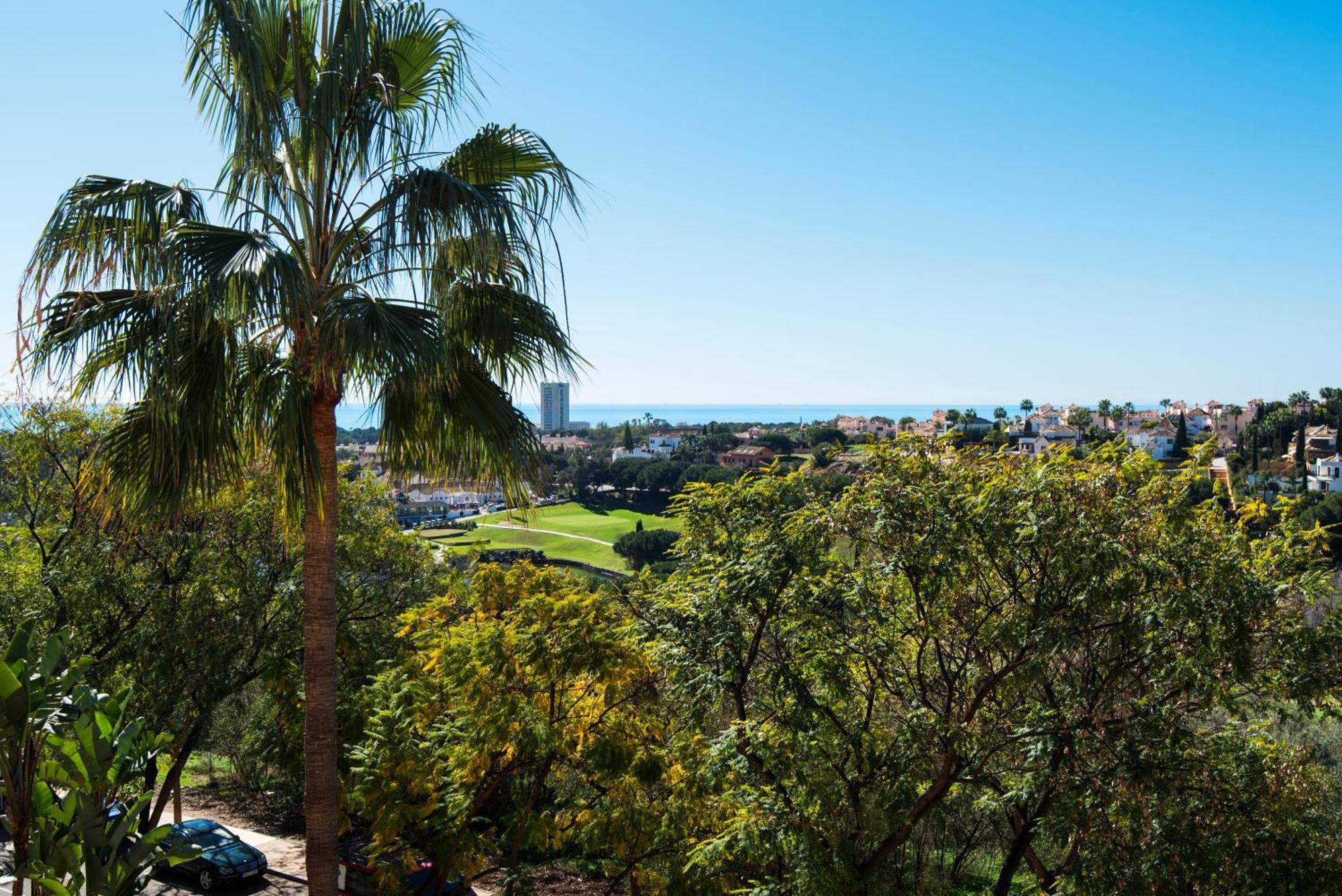 Rentandhomes Penthouse Elviria Golf Марбеля Екстериор снимка